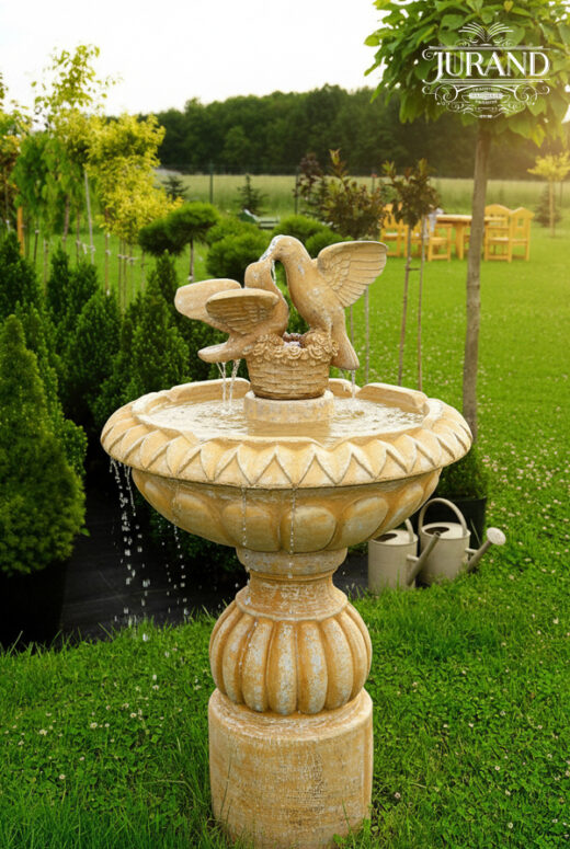 1017 Fontanna z gołąbkami (2) LOGO