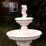 1040 Fontanna Chłopiec z rybką