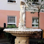 1057 Fontanna Noemi 3 LOGO