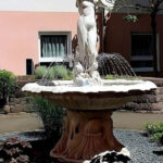 1057 Fontanna Noemi 4 LOGO