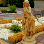 1517 Dziewczyna z Dzbanem Mała