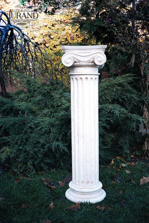 3006 Kolumna Jońska